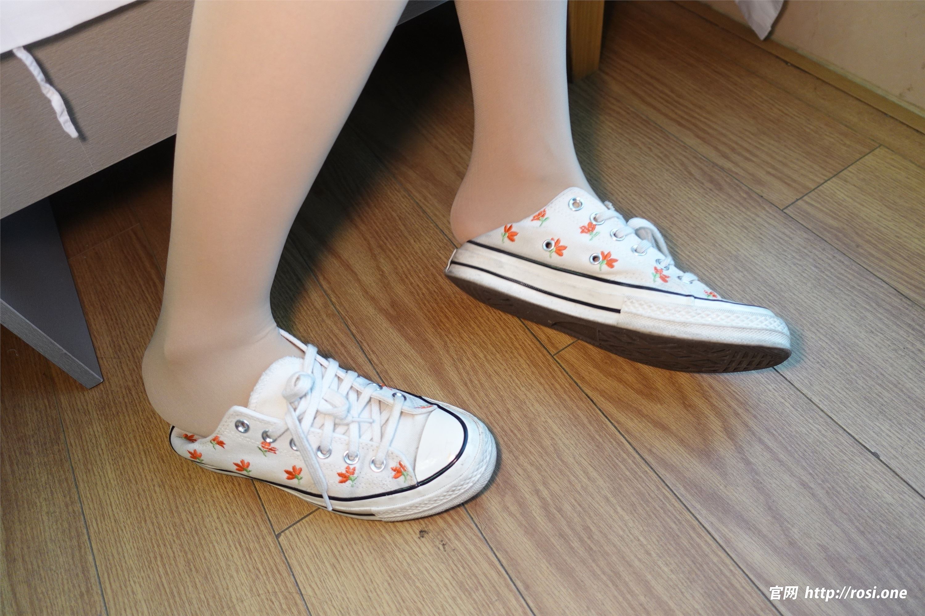 ROSI写真 2022.12.17 NO.4030